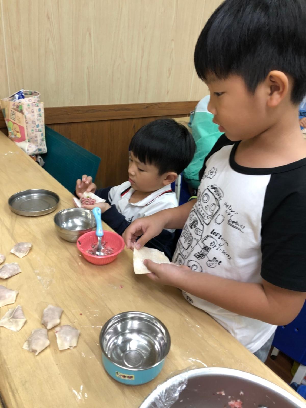 109_0.07.31中華小廚師，包餛飩_200731