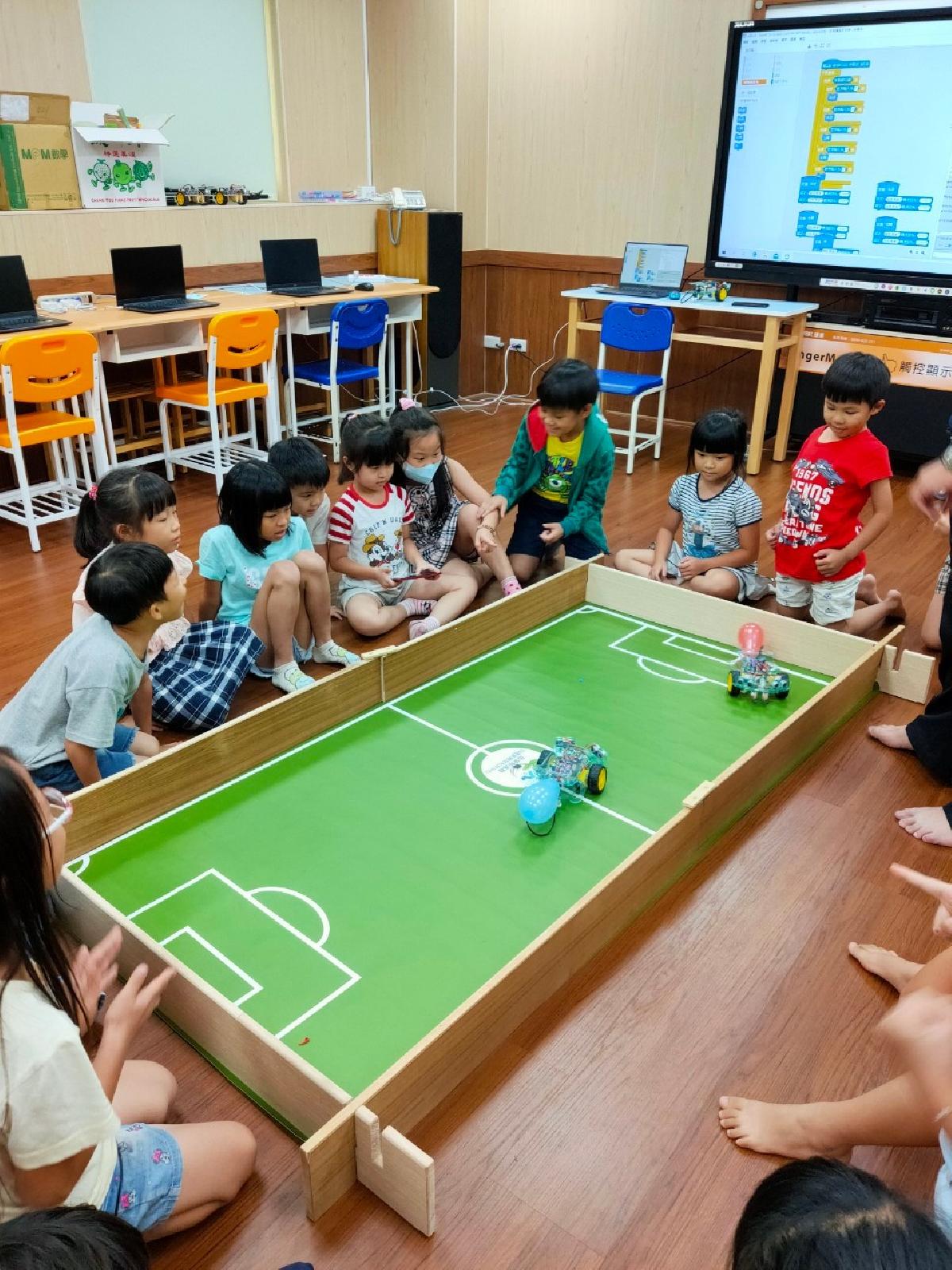 朱朱機器人_200811_6