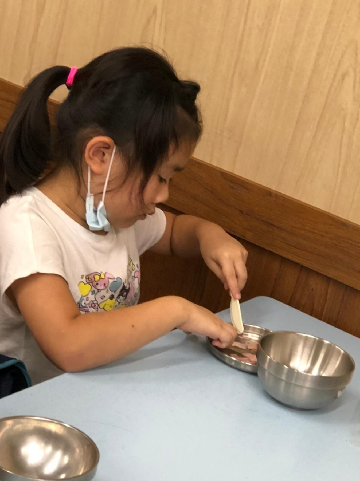 109_12.08.14黃老師班美食_200818