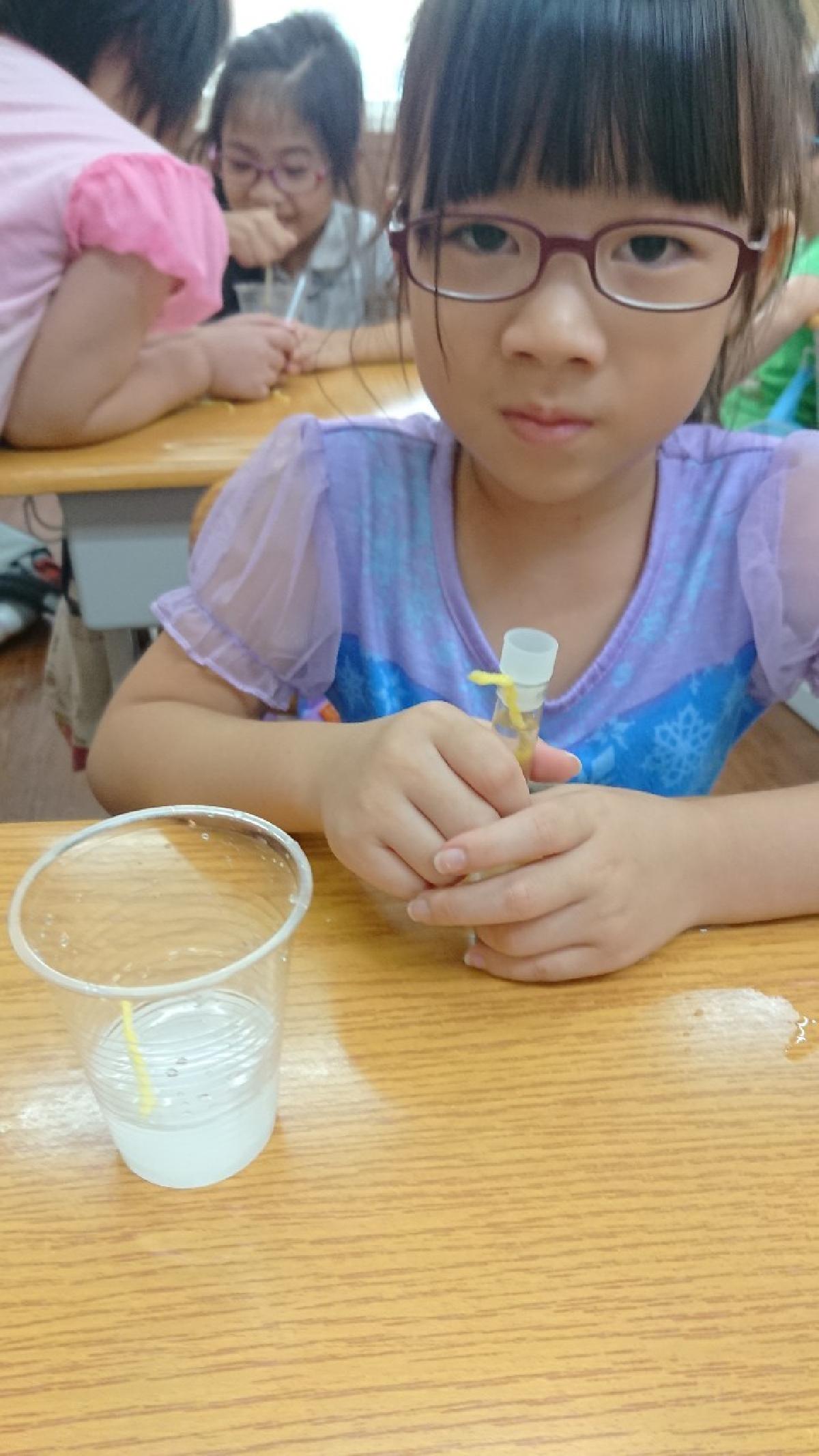 20200819科學小實驗～美麗的結晶（毛細現象）_200820_9