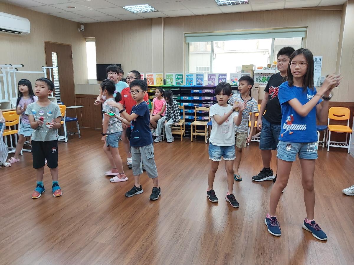 109_2.08.19體感運動（秀椿+承修班）_200820