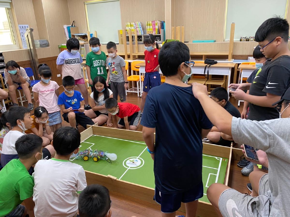 817羅老師機器人_200820_7