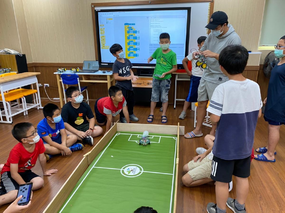 817羅老師機器人_200820_8