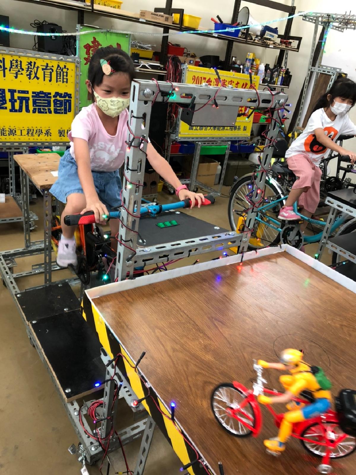 2020_14.08.25黃老師班聯大科學營_200826