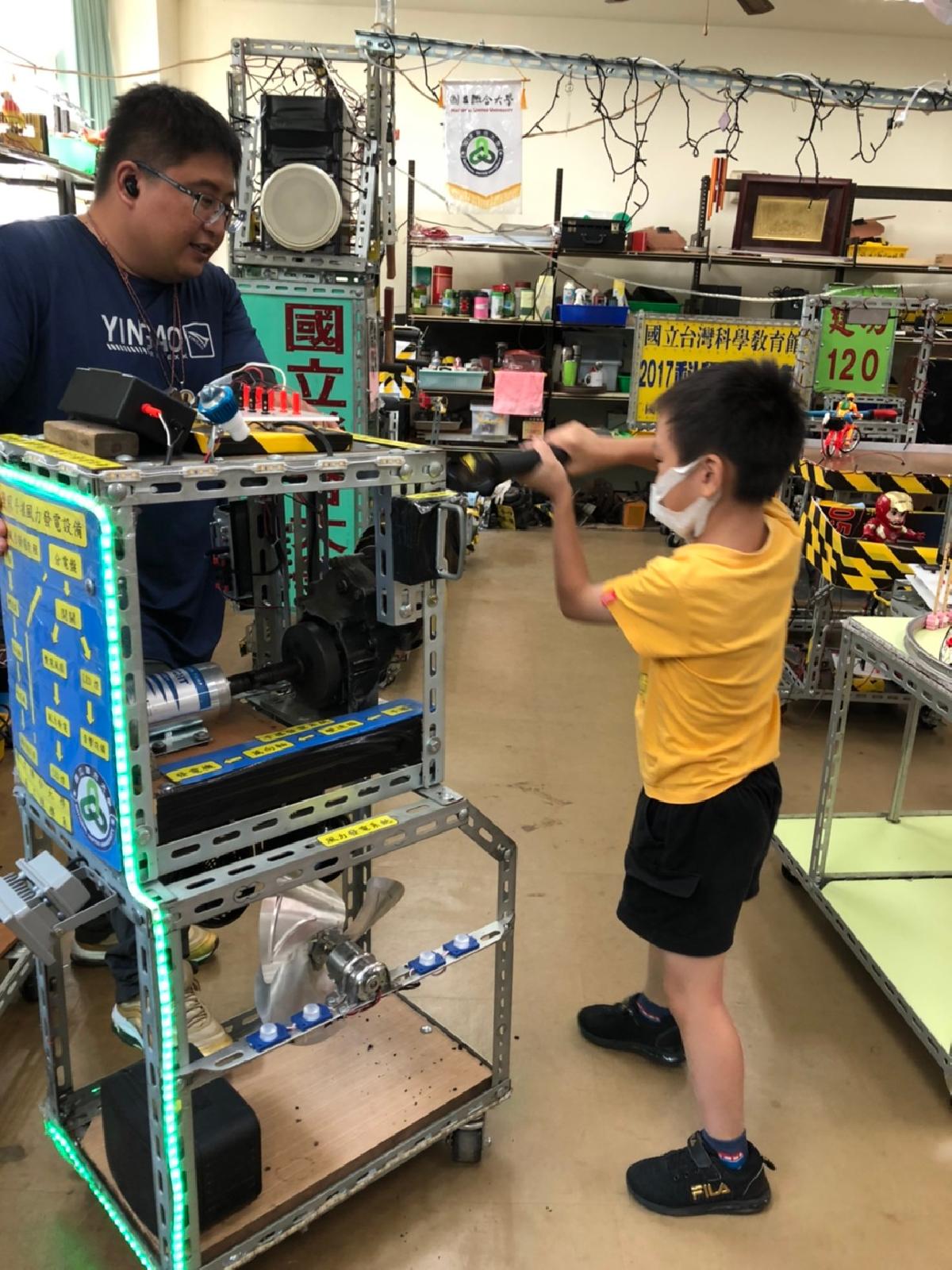 2020_19.08.25黃老師班聯大科學營_200826
