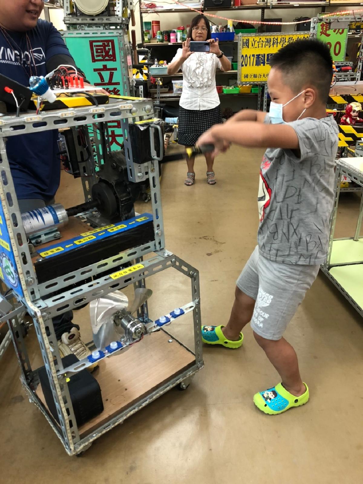 2020_29.08.25黃老師班聯大科學營_200826