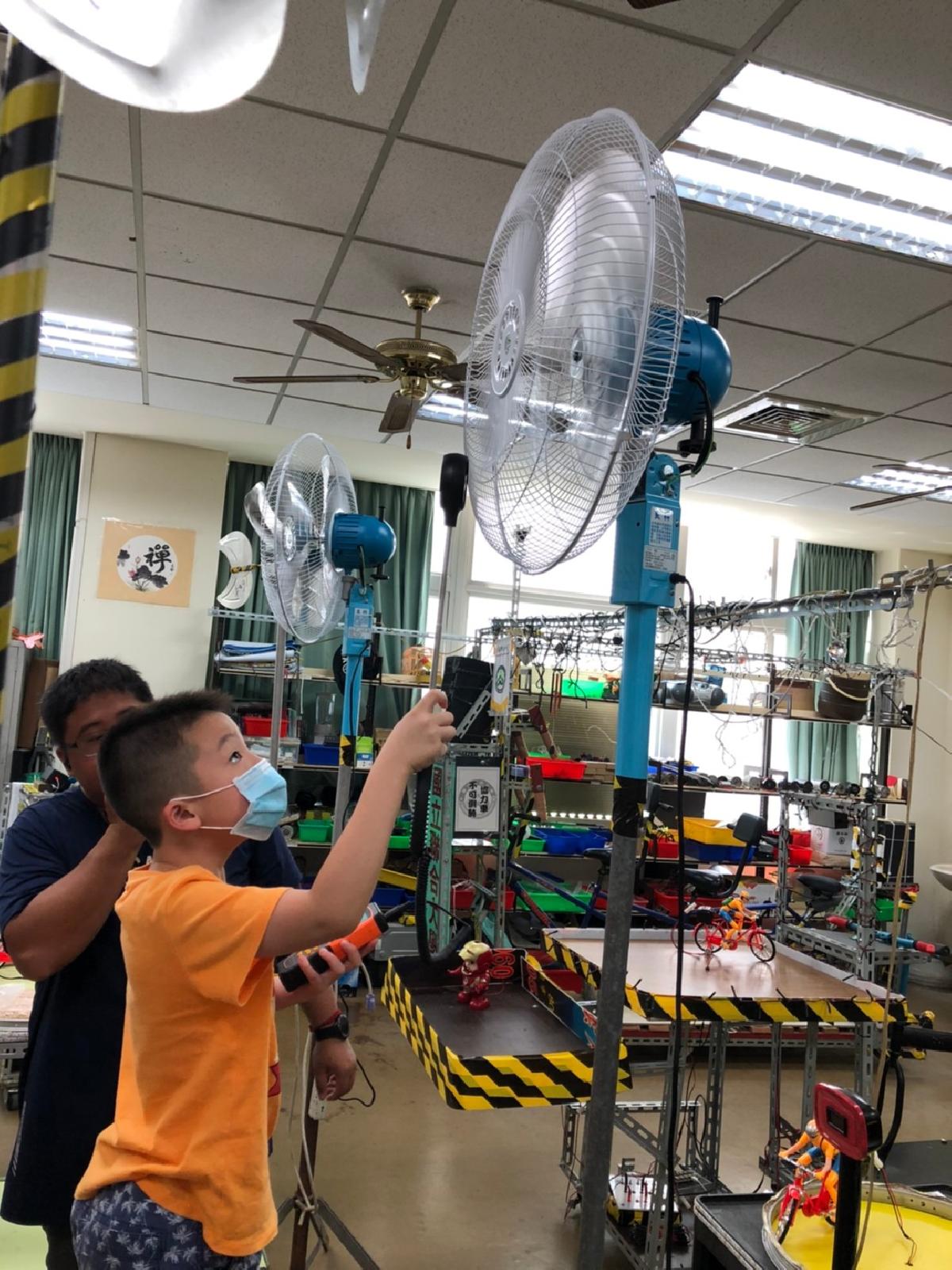 2020_45.08.25黃老師班聯大科學營_200826