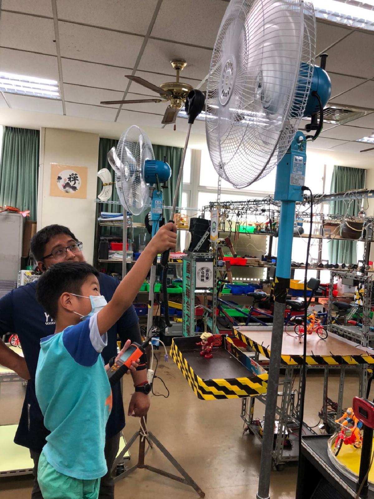 2020_47.08.25黃老師班聯大科學營_200826