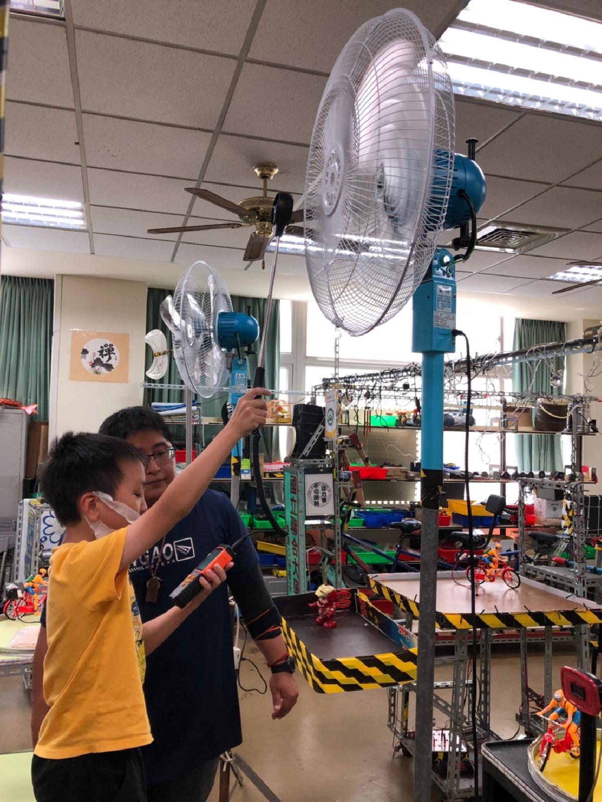 2020_50.08.25黃老師班聯大科學營_200826