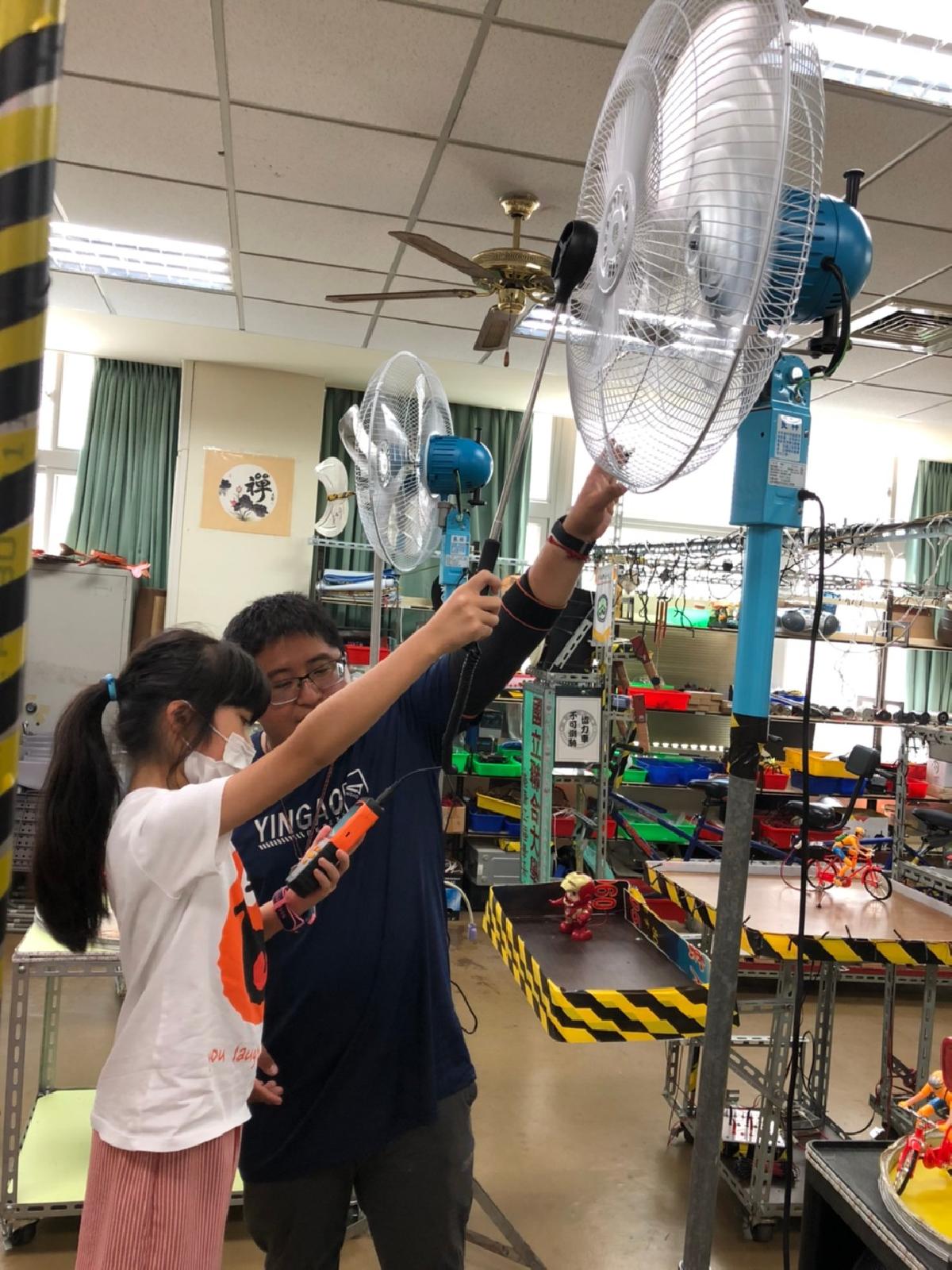 2020_71.08.25黃老師班聯大科學營_200826