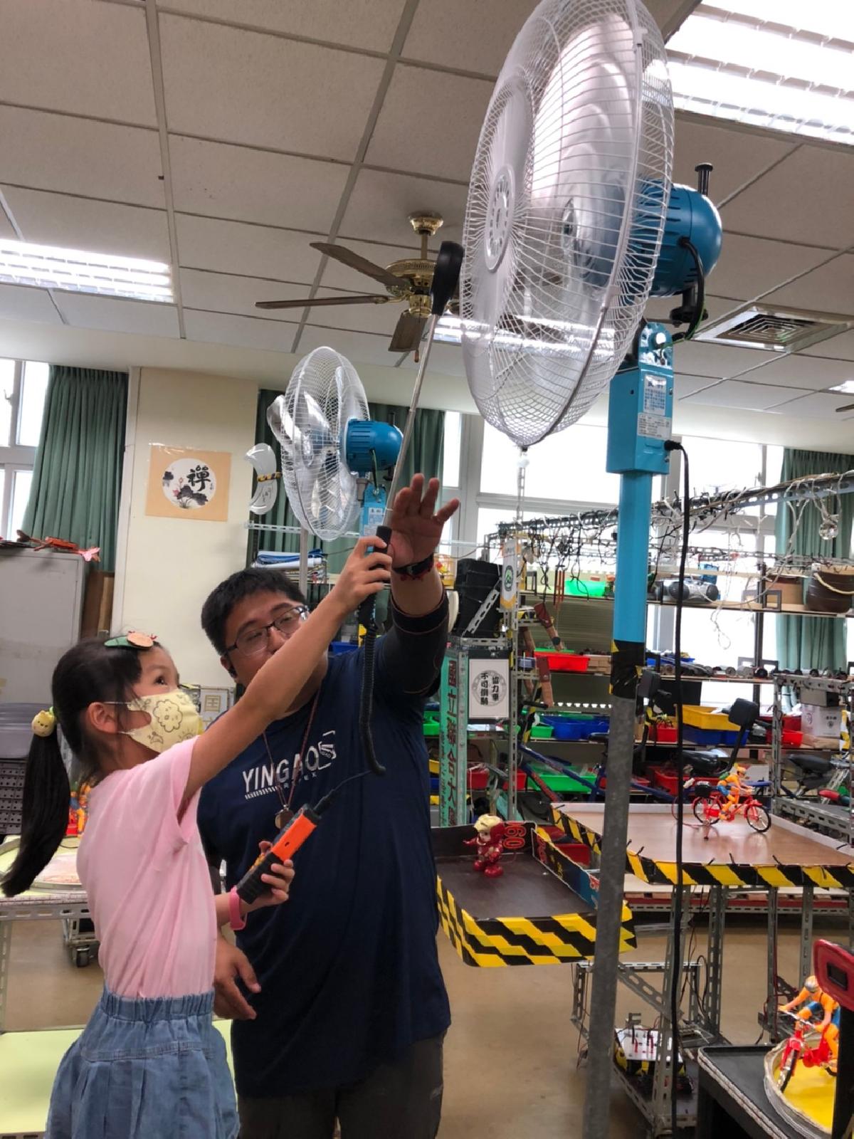 2020_74.08.25黃老師班聯大科學營_200826