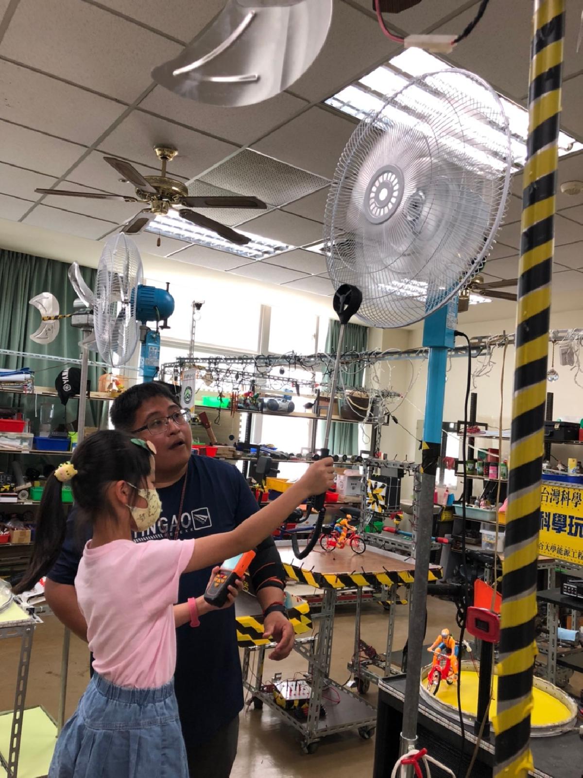 2020_75.08.25黃老師班聯大科學營_200826