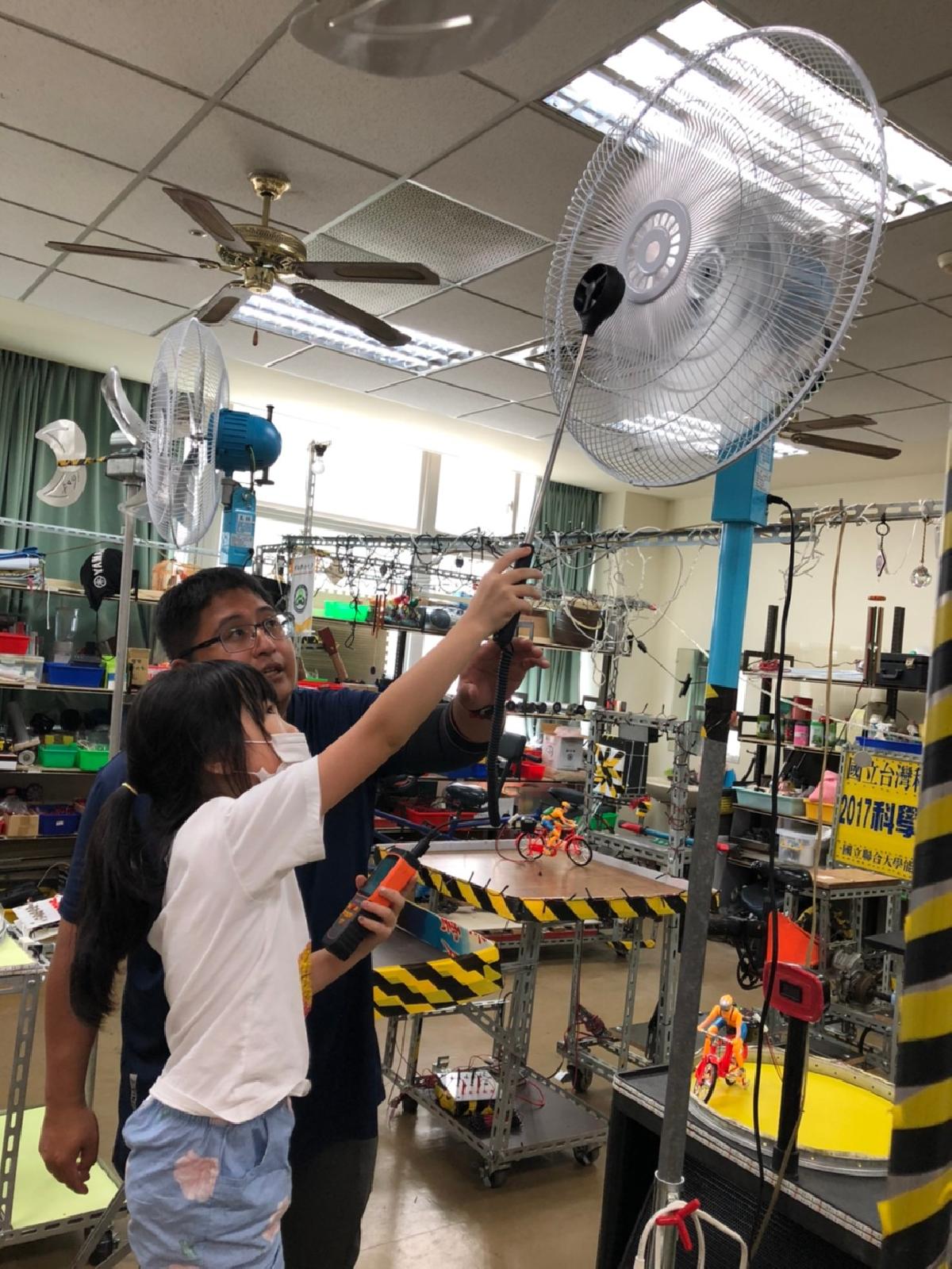 2020_76.08.25黃老師班聯大科學營_200826