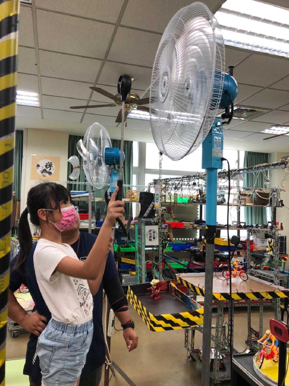 2020_66.08.25黃老師班聯大科學營_200826