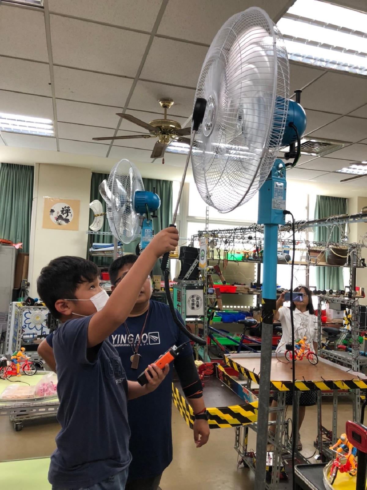 2020_56.08.25黃老師班聯大科學營_200826