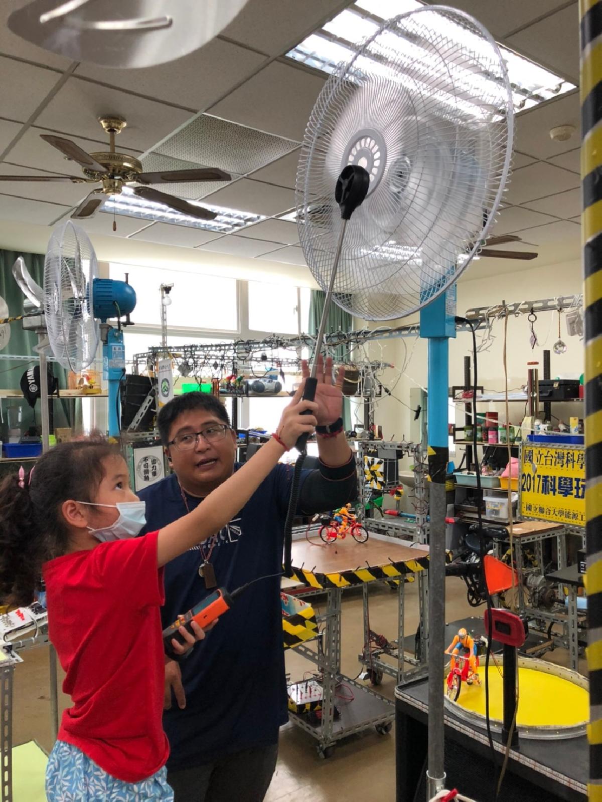 2020_80.08.25黃老師班聯大科學營_200826