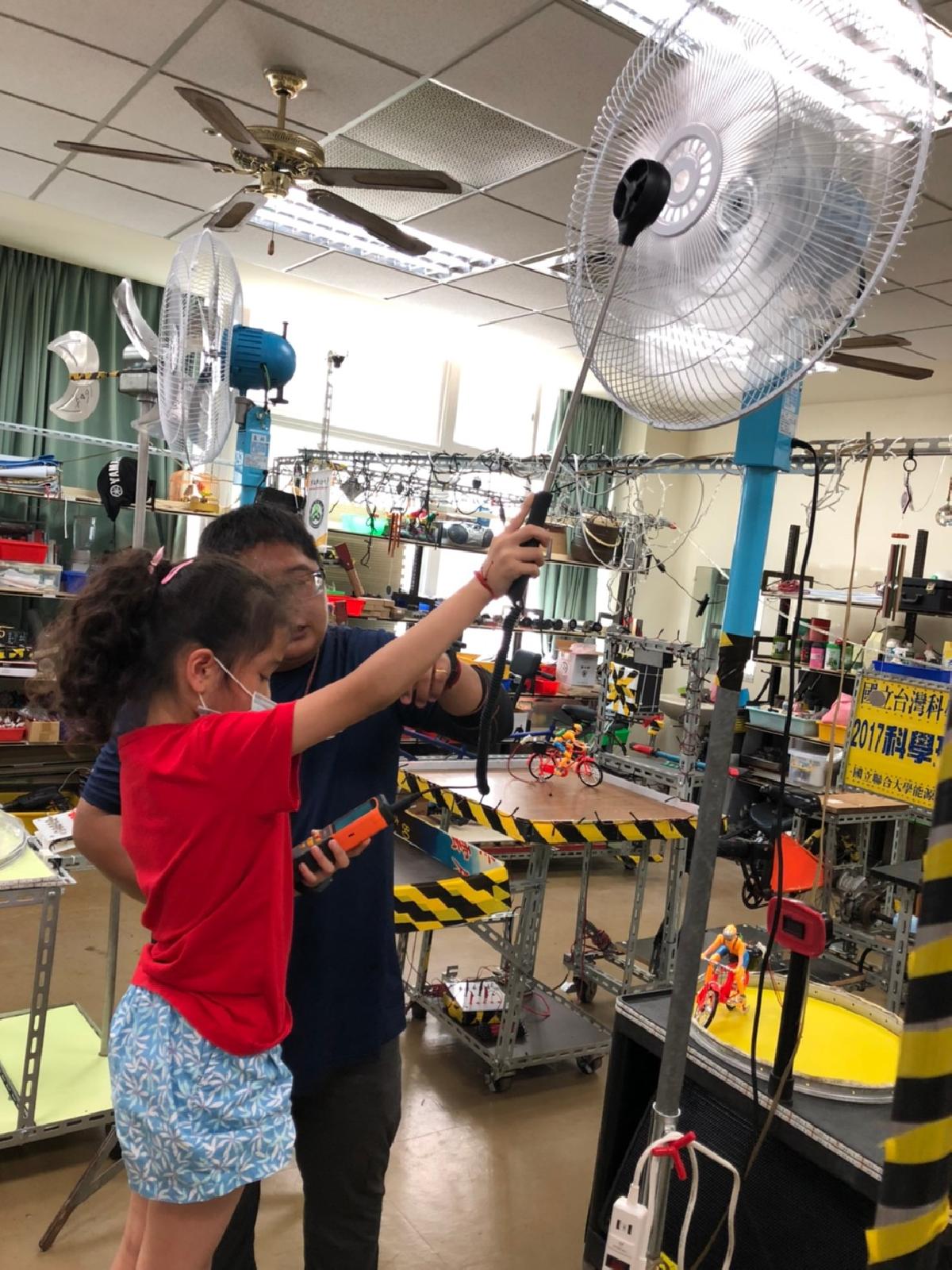 2020_81.08.25黃老師班聯大科學營_200826