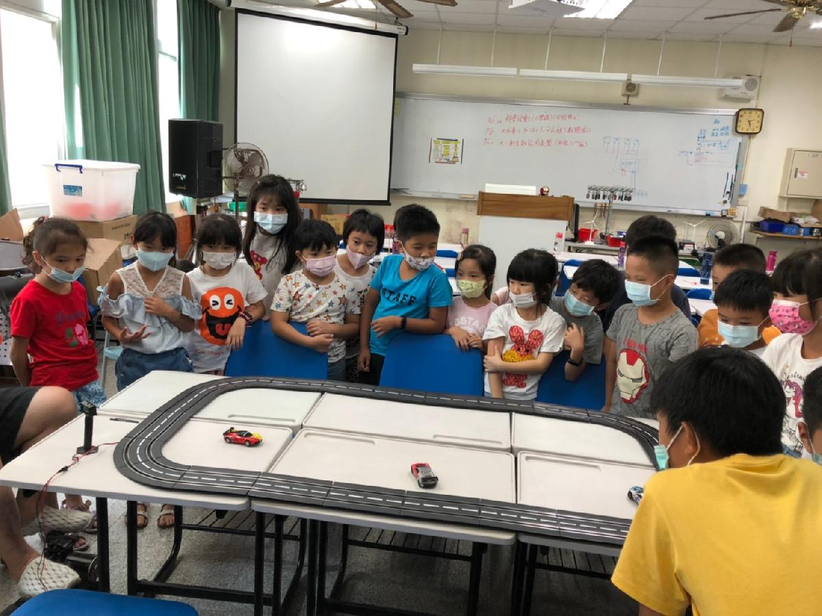 2020_1.08.25黃老師班聯大科學營_200826