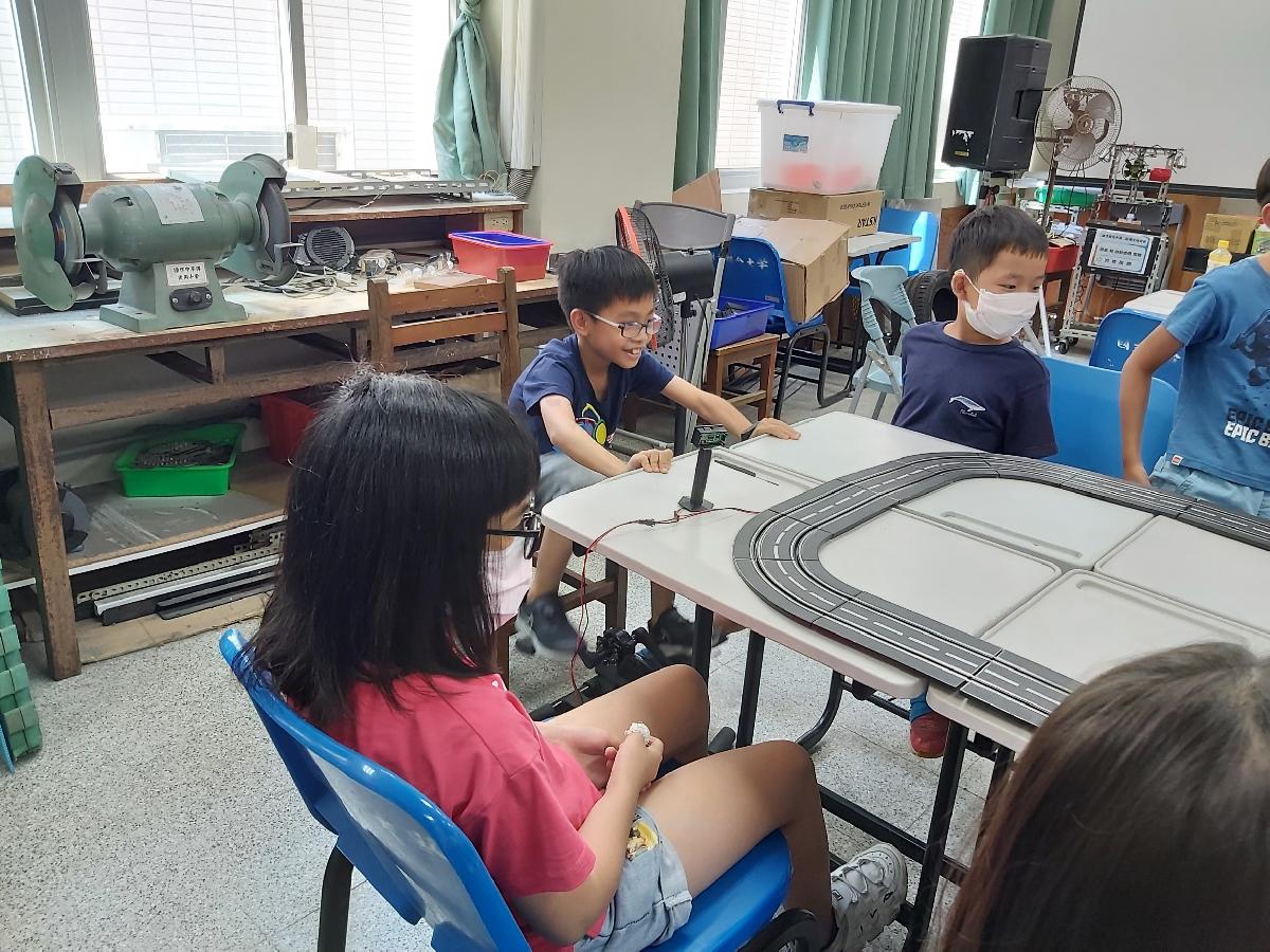 109_17.8.25聯大科學營_200826