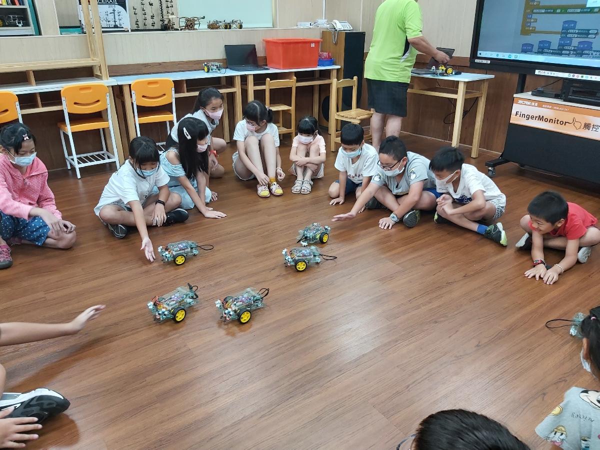 109_17.8.24智能車（秀椿+承修班）_200826