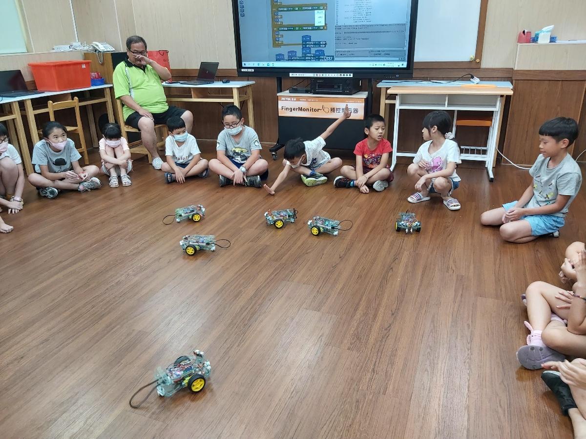 109_19.8.24智能車（秀椿+承修班）_200826