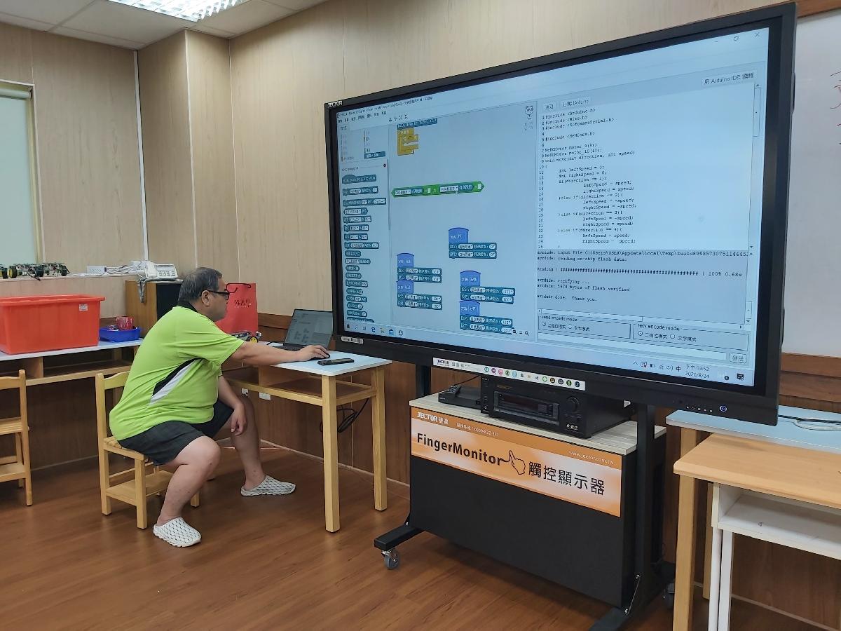 109_3.8.24智能車（秀椿+承修班）_200826