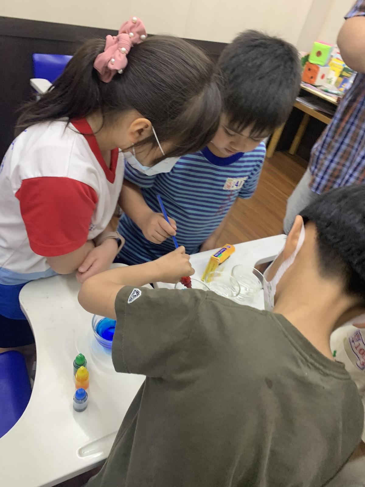 82bc5b09-8262-4001-9363-894472b57807