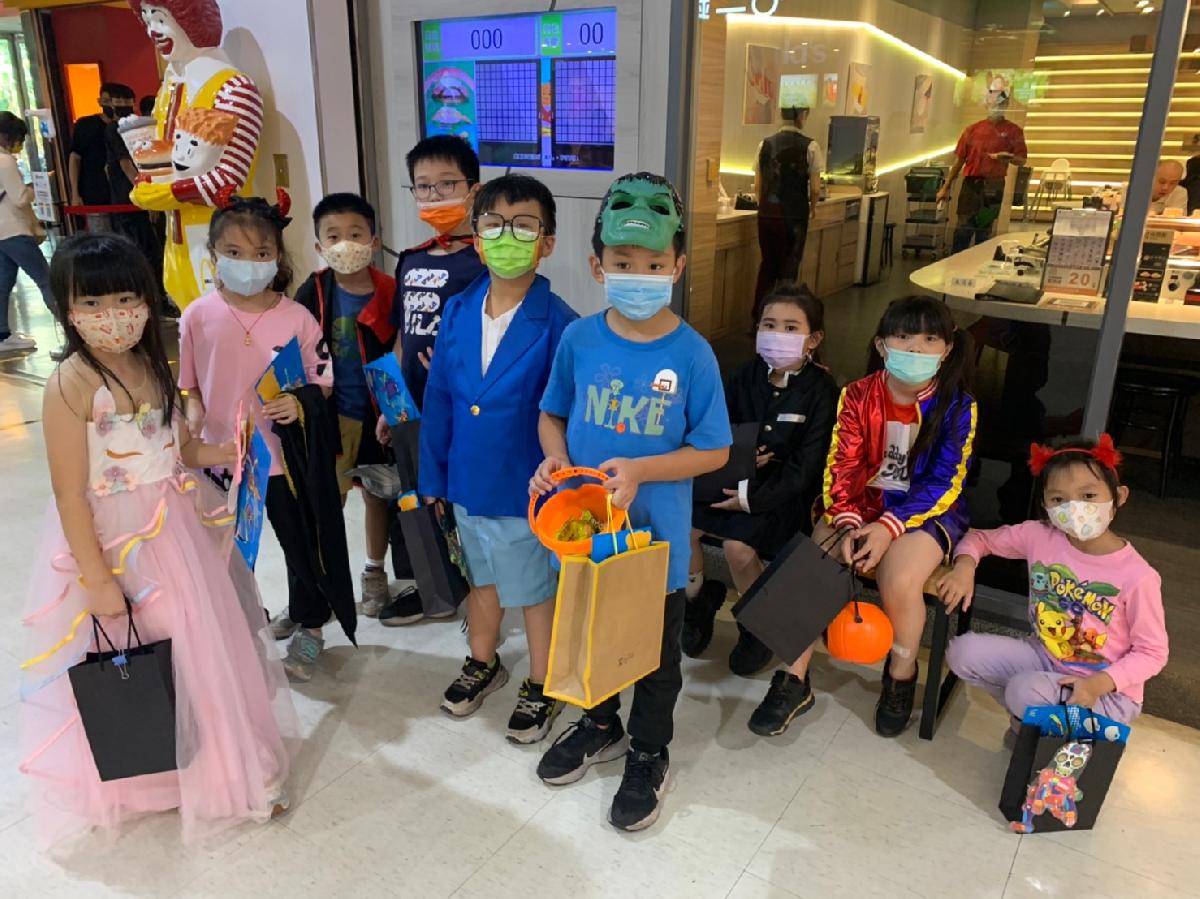 line_album_家樂福搗蛋